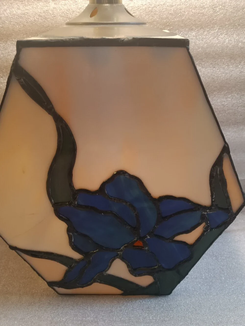 Tiffany Style Iris Flower Stained Glass Accent Lamp Dual Lighting